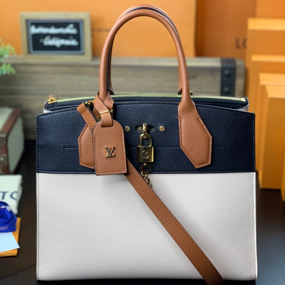 Authentic Louis Vuitton City Steamer MM - Picture 1 of 16